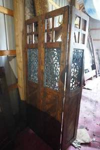 lot 50 image: Three Section Room Divider 76 T X 16 each section
