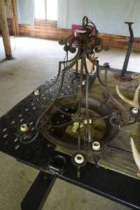 lot 74 image: Round Chandelier Nine Light Fixture