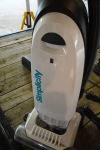 lot 94 image: Simplicity Upright Vacuum