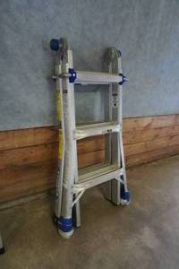 lot 124 image: Werner Folding Ladder #300 pd