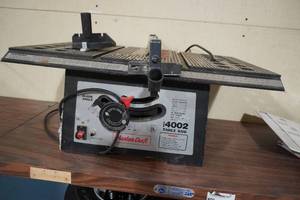 lot 26 image: Mastercraft 10 Table Saw