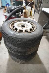 lot 28 image: 4) Prime Well tires 155-80 R 13-steel rims