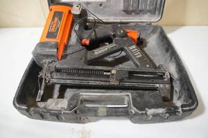lot 31 image: Trakfast battery Ram set TF 1100