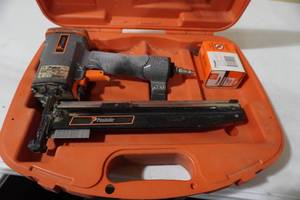 lot 47 image: Paslode Pneumatic Air finish nailer
