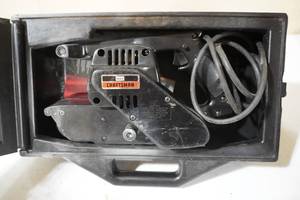 lot 50 image: Craftsman belt sander with case