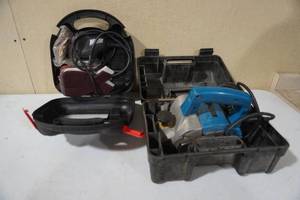 lot 55 image: Craftsman Sanderpolisher &amp Ryobi planer
