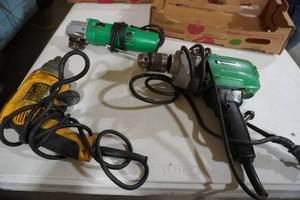 lot 88 image: Impact driver, angle grinder, Hitachi drill