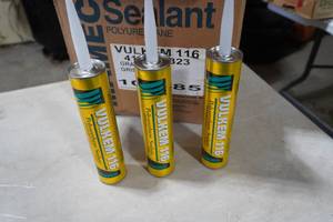 lot 93 image: 19) Poly Sealant tubes polyurethane