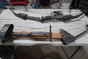 lot 107 image: 2) Compound bows Unistar & wood bow