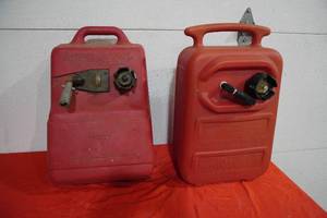 lot 181 image: Two outboard motor poly tanks