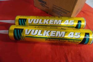 lot 185 image: Vulken Poly Sealant-8 Tubes Vulken 45