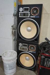 lot 5 image: Two Kenwood KL-888Z Speakers-No Fronts