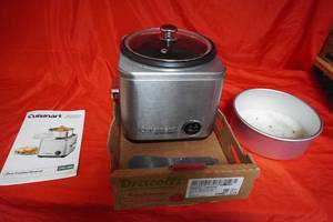 lot 24 image: Cuisinart Rice CookerSteamer