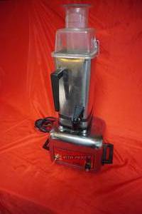lot 34 image: Commerical Vita Mixer Maxi 4000