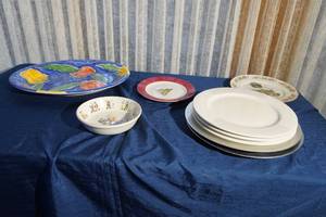 lot 83 image: Platters and large plates