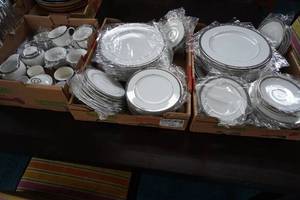 lot 89 image: Three flats Royal Dalton fine china