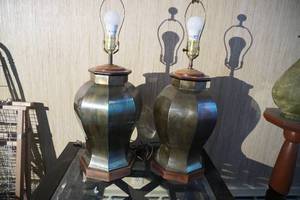 lot 107 image: Two matching table lamps-no shades