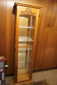 lot 155 image: China Hutch with 5 glass shelves 17 W X 11 D X 71 T