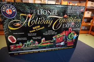 lot 250 image: Lionel Holiday Tradition Express with remote