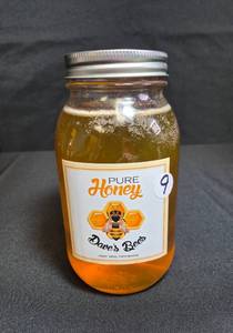lot 9 image: 1 Quart Daves Bees Honey, Clear Lake, MN