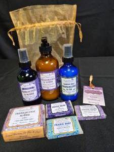 lot 16 image: Frankincense and Myrrh Gift Bag