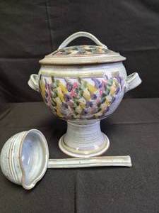 lot 21 image: Pottery Soup Tureen with Ladle and Lid