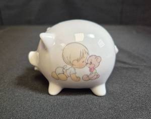 lot 60 image: Precious Moments Babys First Piggy Bank