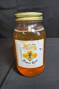 lot 71 image: 1 Quart Daves Bees Honey, Clear Lake, MN