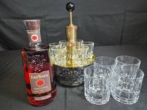 lot 136 image: Bourbon Pump Decanter Set with Glasses