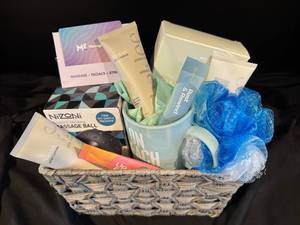 lot 137 image: Rest and Relaxation Basket