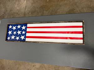 lot 65 image: 5 ft American Flag Picturesign