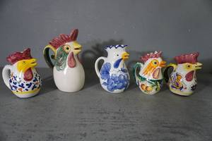 lot 11 image: Five Wine Chicken pitchers from Italy