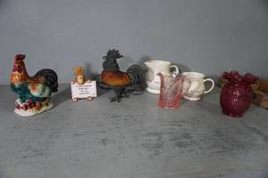 lot 17 image: 2 Longaberger pitchers, Roosters, Fenton
