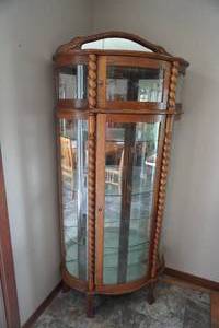 lot 115 image: Bow Front China w4 glass shelves 34 W x 16 D x 78 T