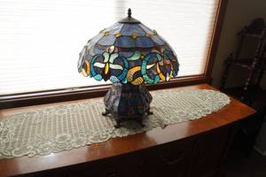 lot 127 image: Lead glass lamp-6 sided,footed base, 18 diameter globe x 25tall