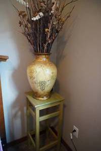 lot 143 image: Small square stand ( 13 W x 30 T) and painted vase-18 T x 12 D