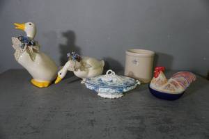 lot 28 image: 1 Gal crown crock, covered bowl, geese etc