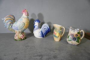 lot 150 image: Royal Copely pitcher, Lg chicken cookie jar