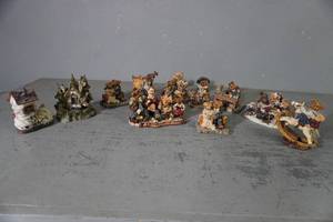 lot 165 image: 10 Cherished Teddies