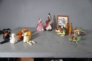 lot 193 image: Salt & Pepper, Chicken & Bird statues, two women Etc..