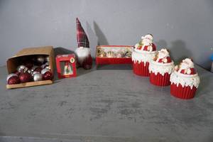 lot 235 image: Bulbs Canister set, Spode Bell & More