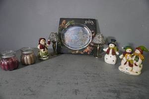 lot 239 image: Winter scene, snowmen and candle lamps