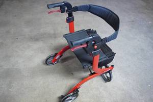 lot 82 image: Drive F-22 Four wheel scooter wbasket & brakes