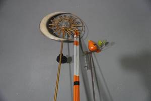 lot 306 image: Driveway markers-12 and 2 decorative