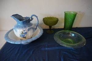 lot 179 image: Wash basin, pitcher, green dishes
