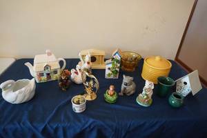 lot 182 image: Knick knack figures, yellow honey pot, bowls