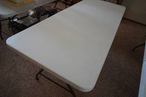 lot 181 image: Pog folding fiberglass table