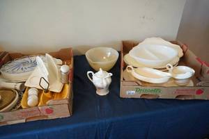 lot 228 image: Fire King handled bowl, assorted dishes