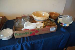 lot 233 image: Soup bowls, Stoneware blue band bowls, assorted dishes