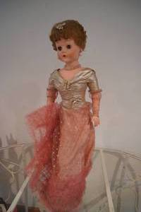 lot 279 image: 29 Doll on stand no markings
